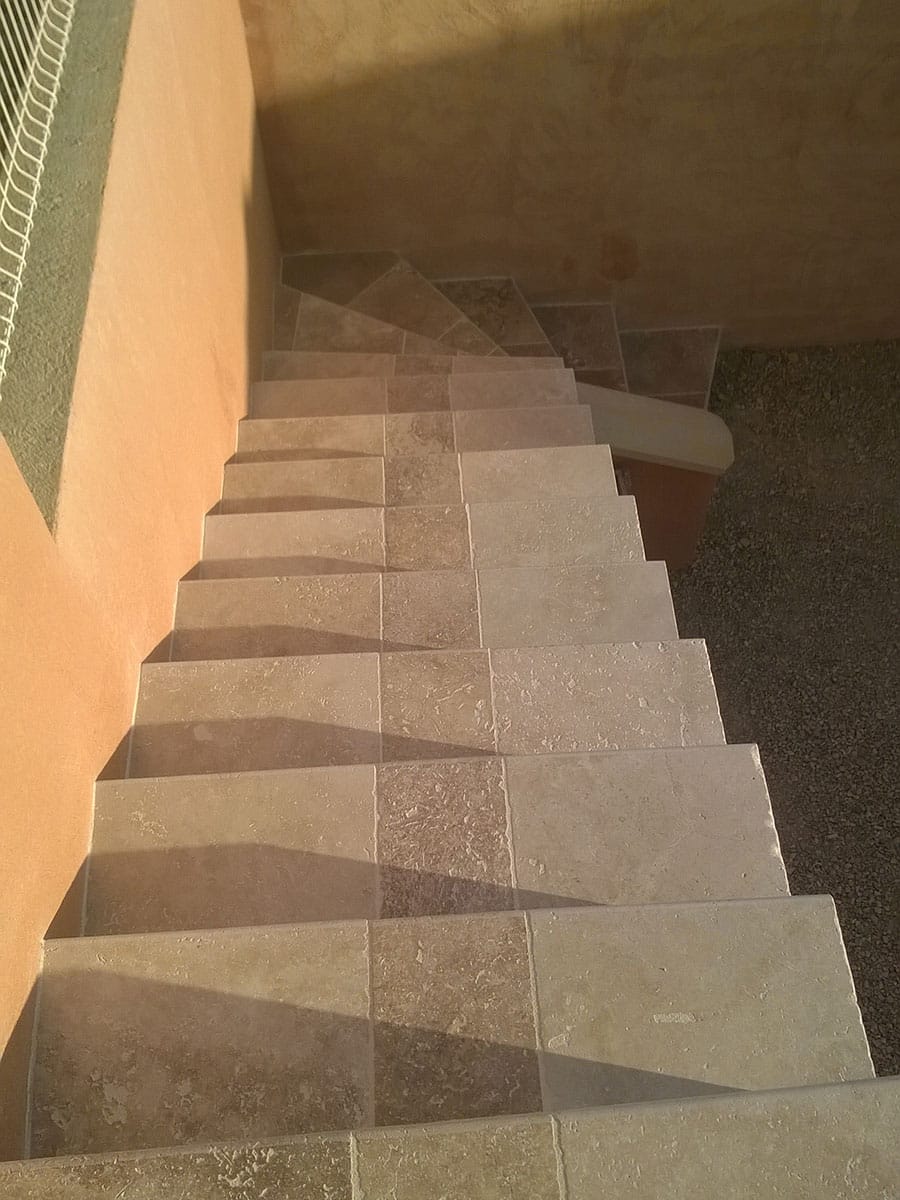 Escaliers extérieur en pierre