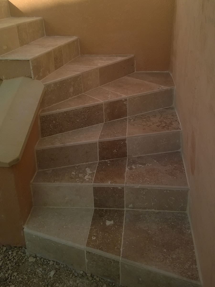 Escaliers extérieur en pierre